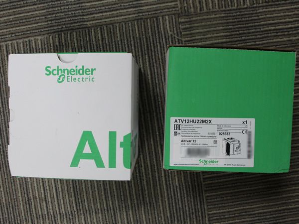 热销施耐德/Schneider ATV12HU22M2X变速驱动，ATV12系列