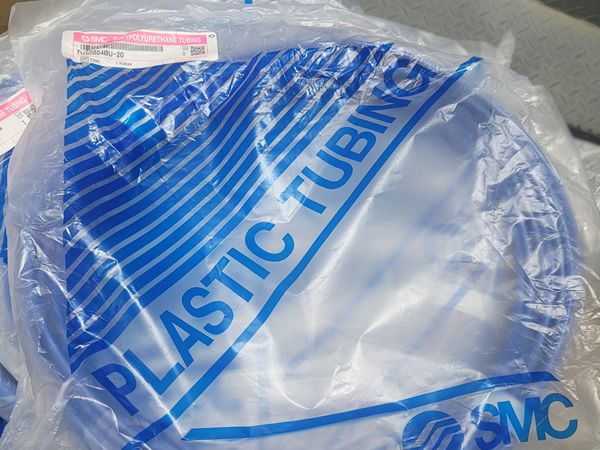 SMC TU0604BU-100 与 TUS0604BU-20 聚氨酯管材顺利完成发货